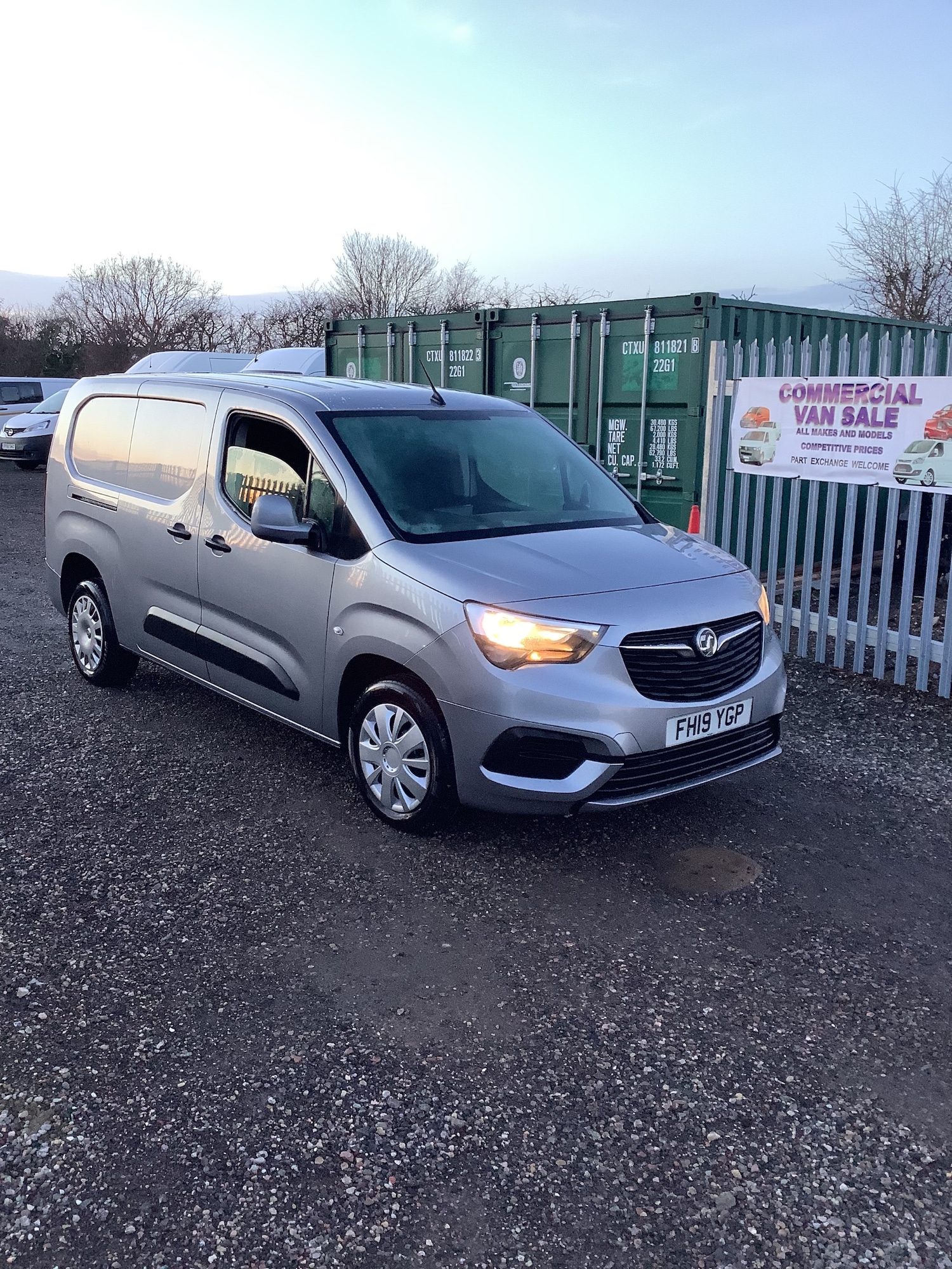 Used Vauxhall Combo 2019 for sale - 77357475: Photo 1