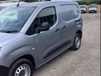 Used Citroen Berlingo 2023 for sale - 79060518: Photo