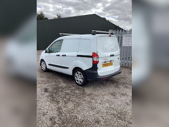 Used Ford Transit Courier 2018 for sale - 79578867: Photo