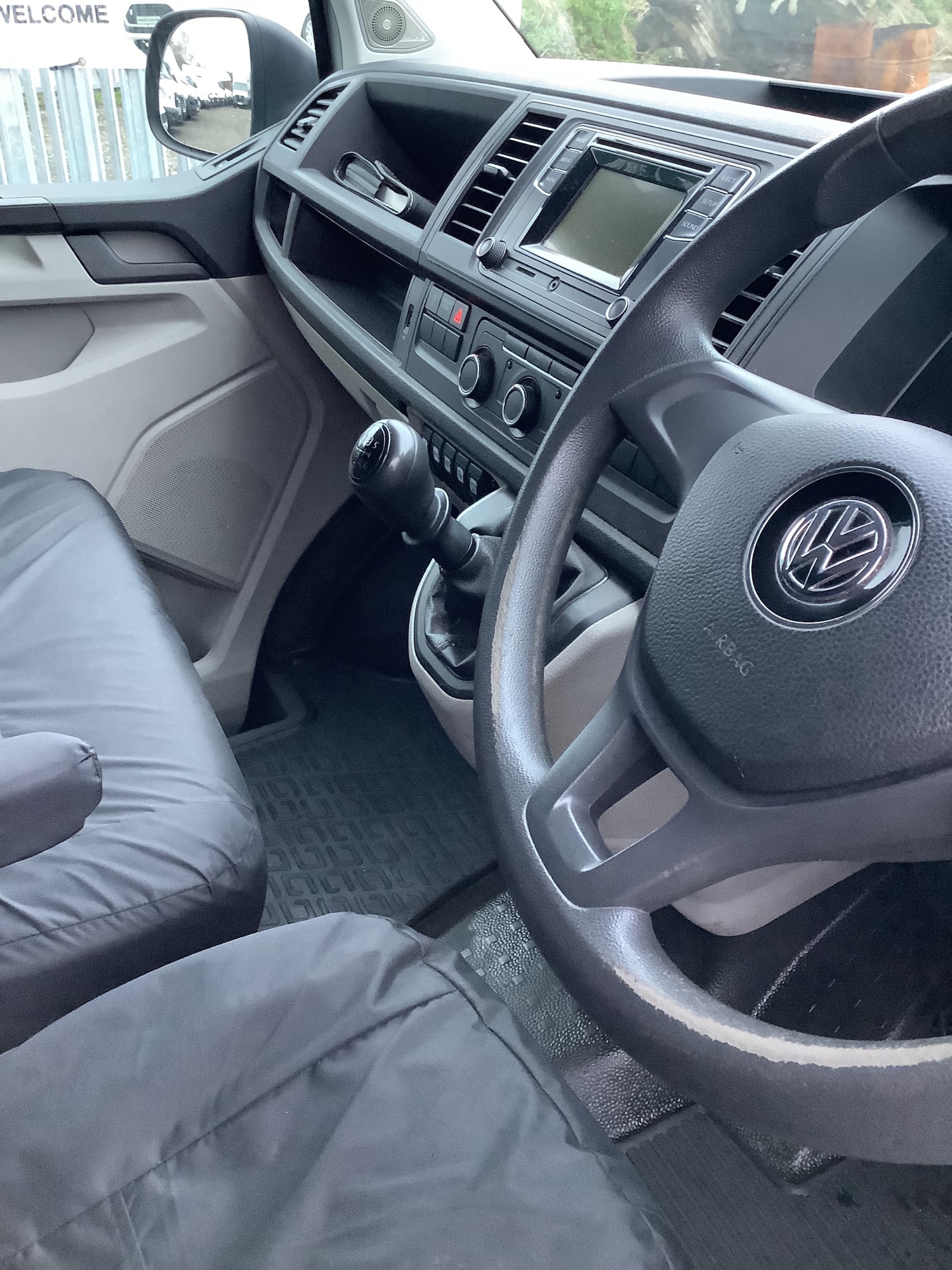 Used Volkswagen Transporter 2019 for sale - 77536129: Photo 22