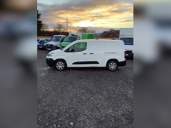 Used Citroen Berlingo 2020 for sale - 76627395: Photo