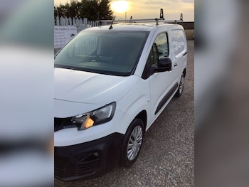 Used Peugeot Partner 2022 for sale - 77584273: Photo