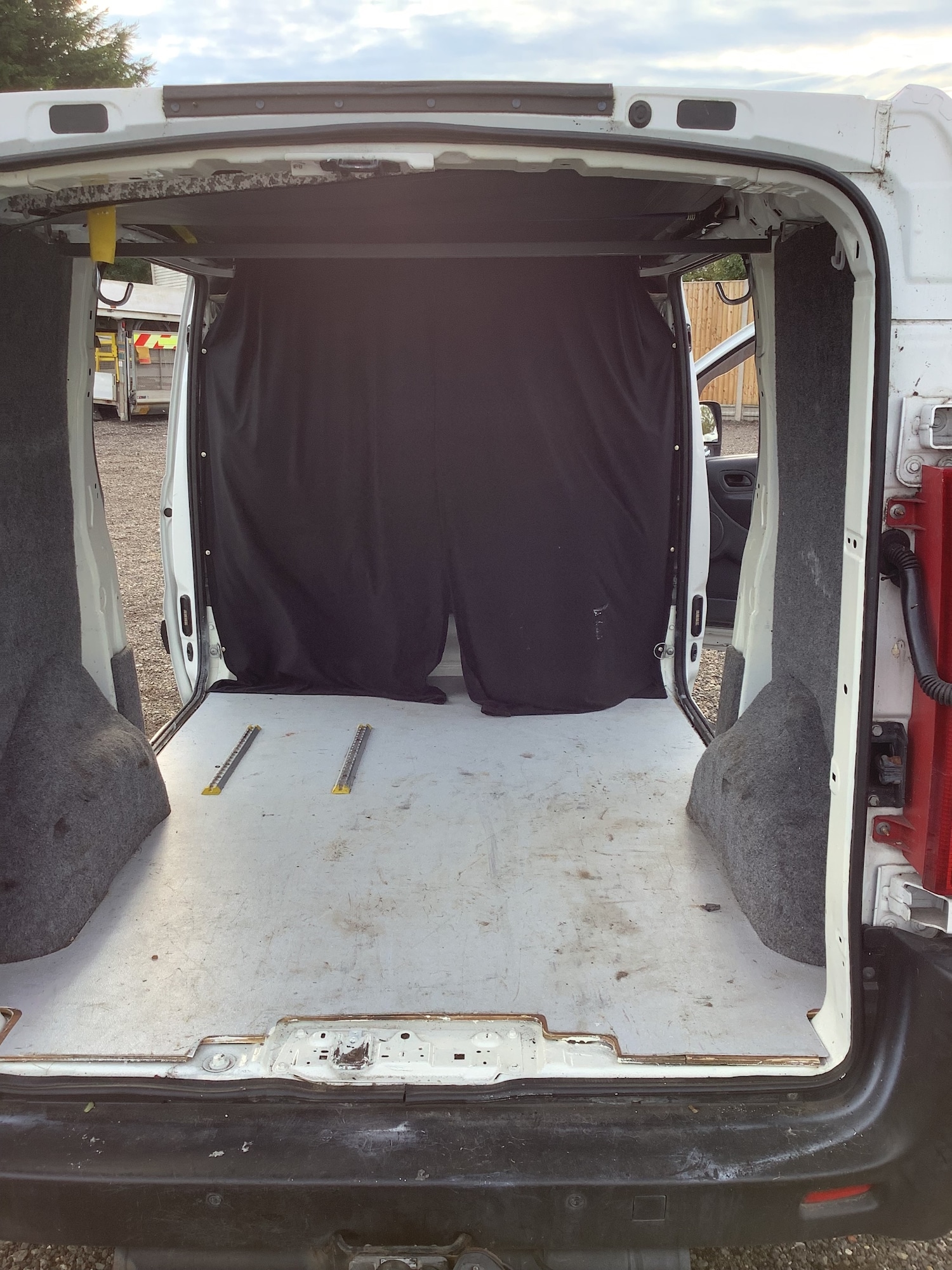 Used Peugeot Expert 2016 for sale - 76149735: Photo 12