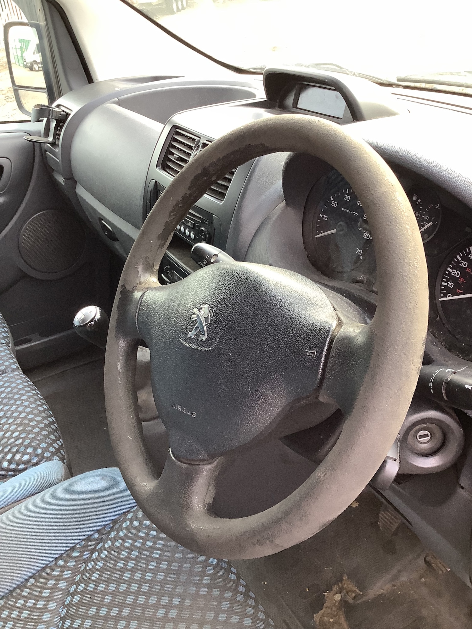 Used Peugeot Expert 2016 for sale - 76149735: Photo 14