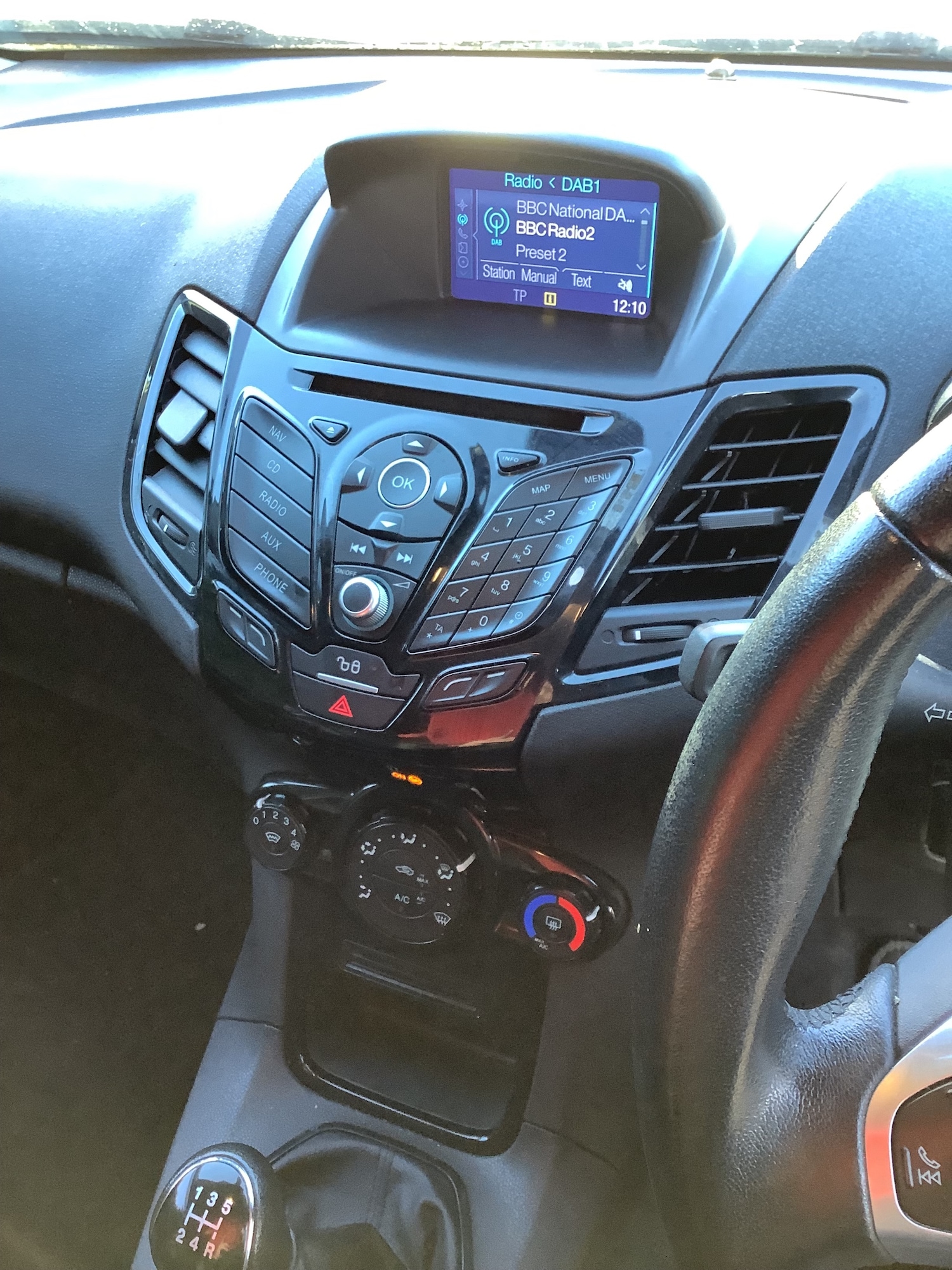 Used Ford Fiesta 2015 for sale - 77128111: Photo 14