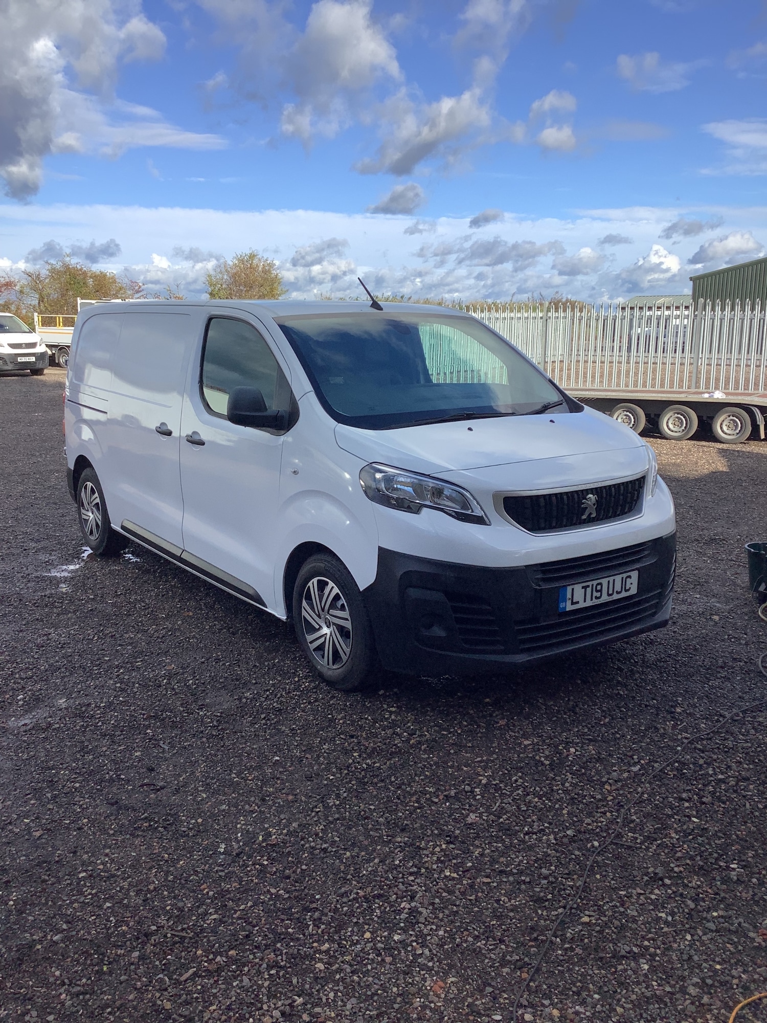 Used Peugeot Expert 2019 for sale - 76358261: Photo 1