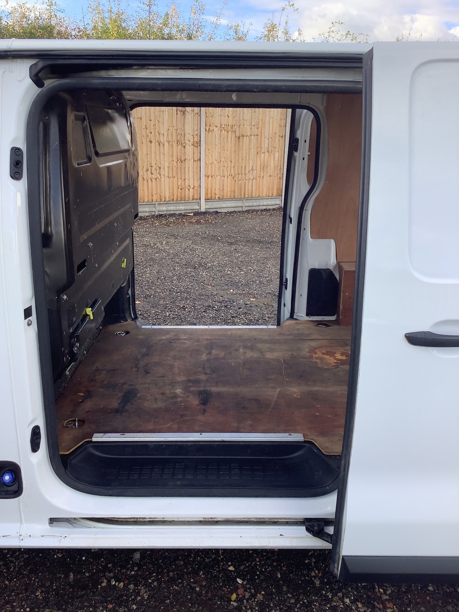 Used Peugeot Expert 2019 for sale - 76358261: Photo 10
