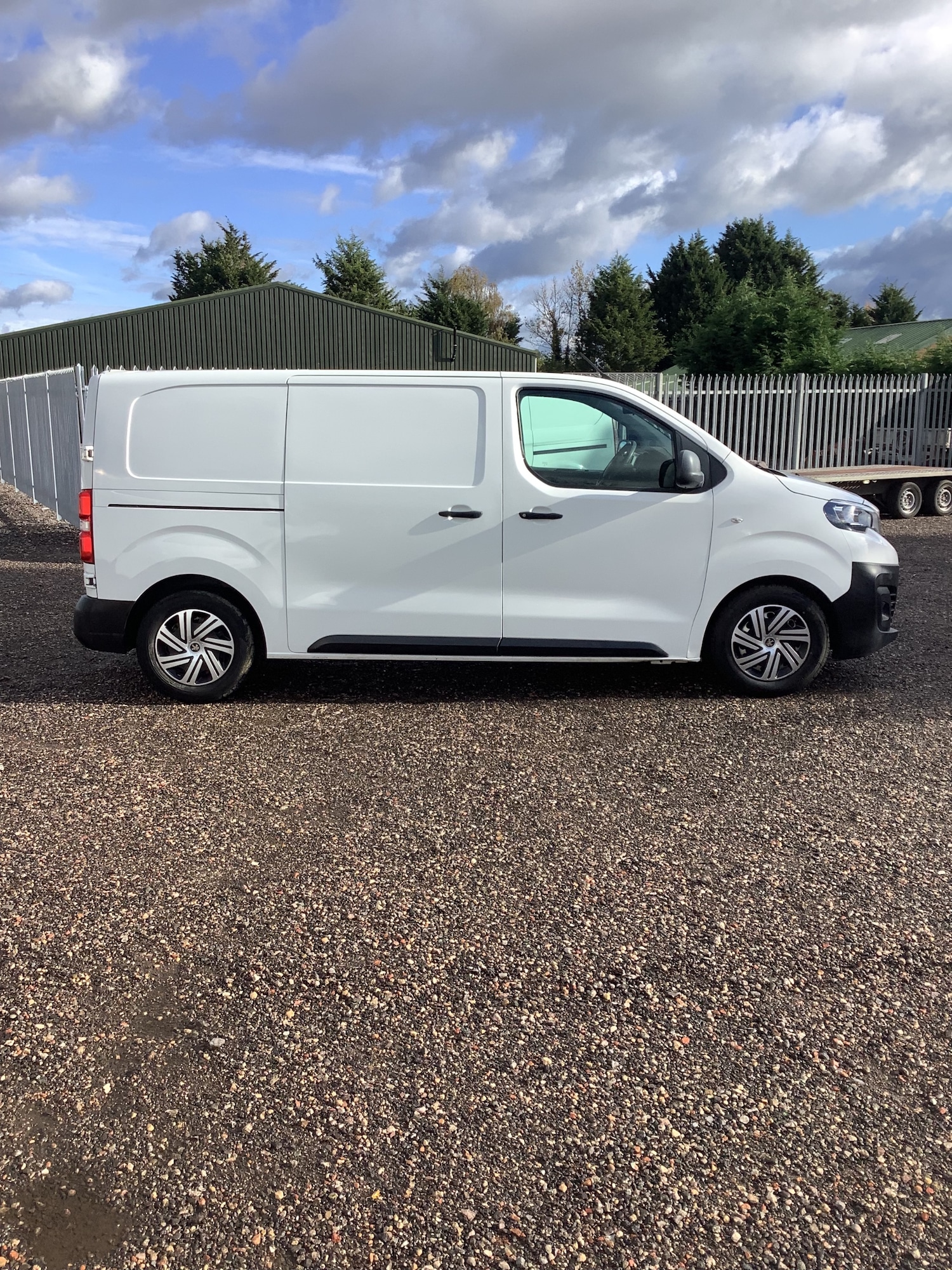 Used Peugeot Expert 2019 for sale - 76358261: Photo 3