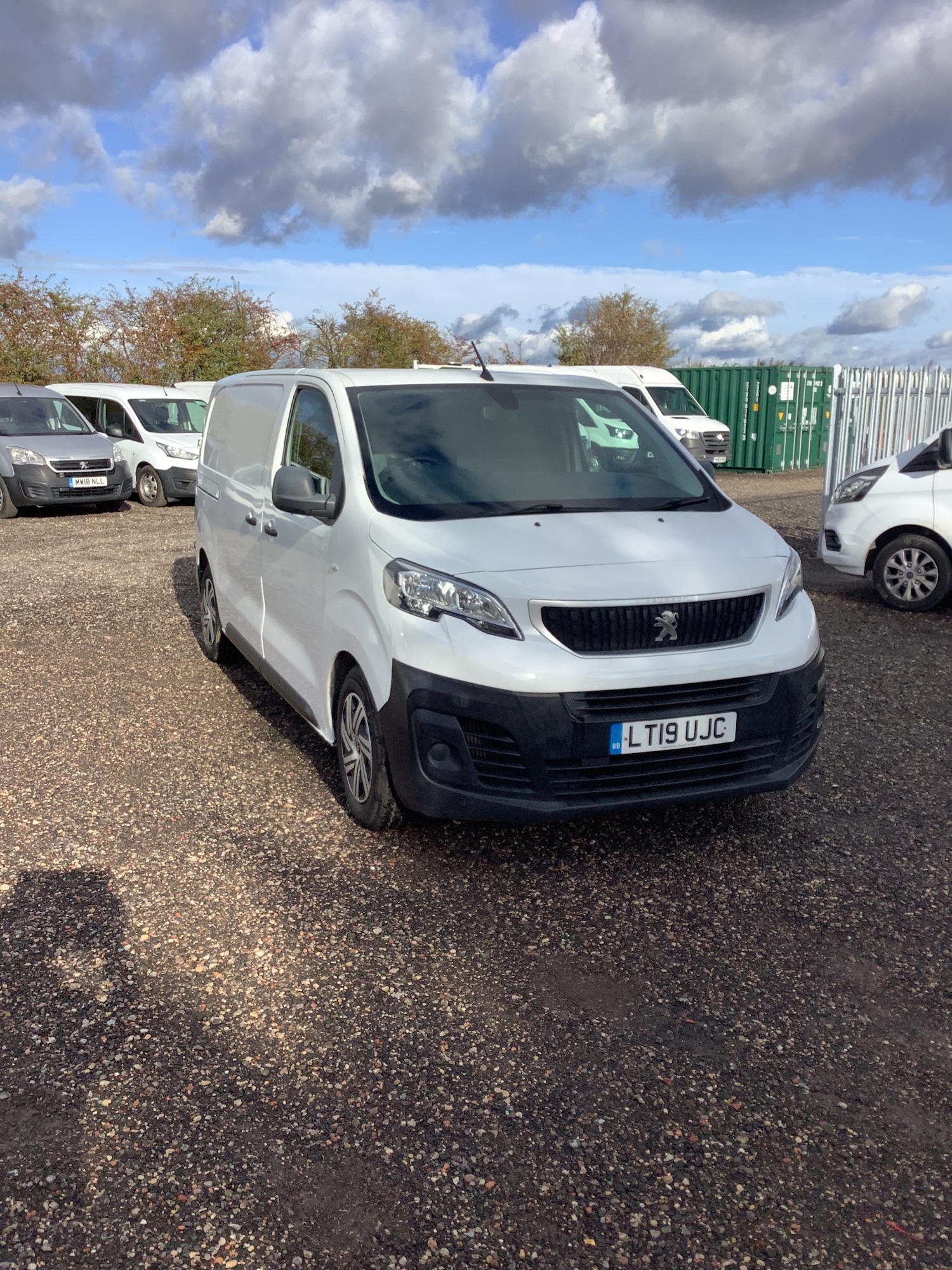 Used Peugeot Expert 2019 for sale - 76358261: Photo 4