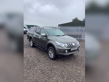Mitsubishi - L200