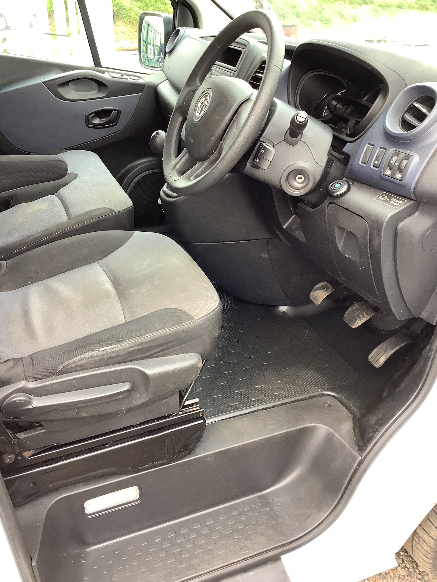 Used Vauxhall Vivaro 2018 for sale - 78031991: Photo 12