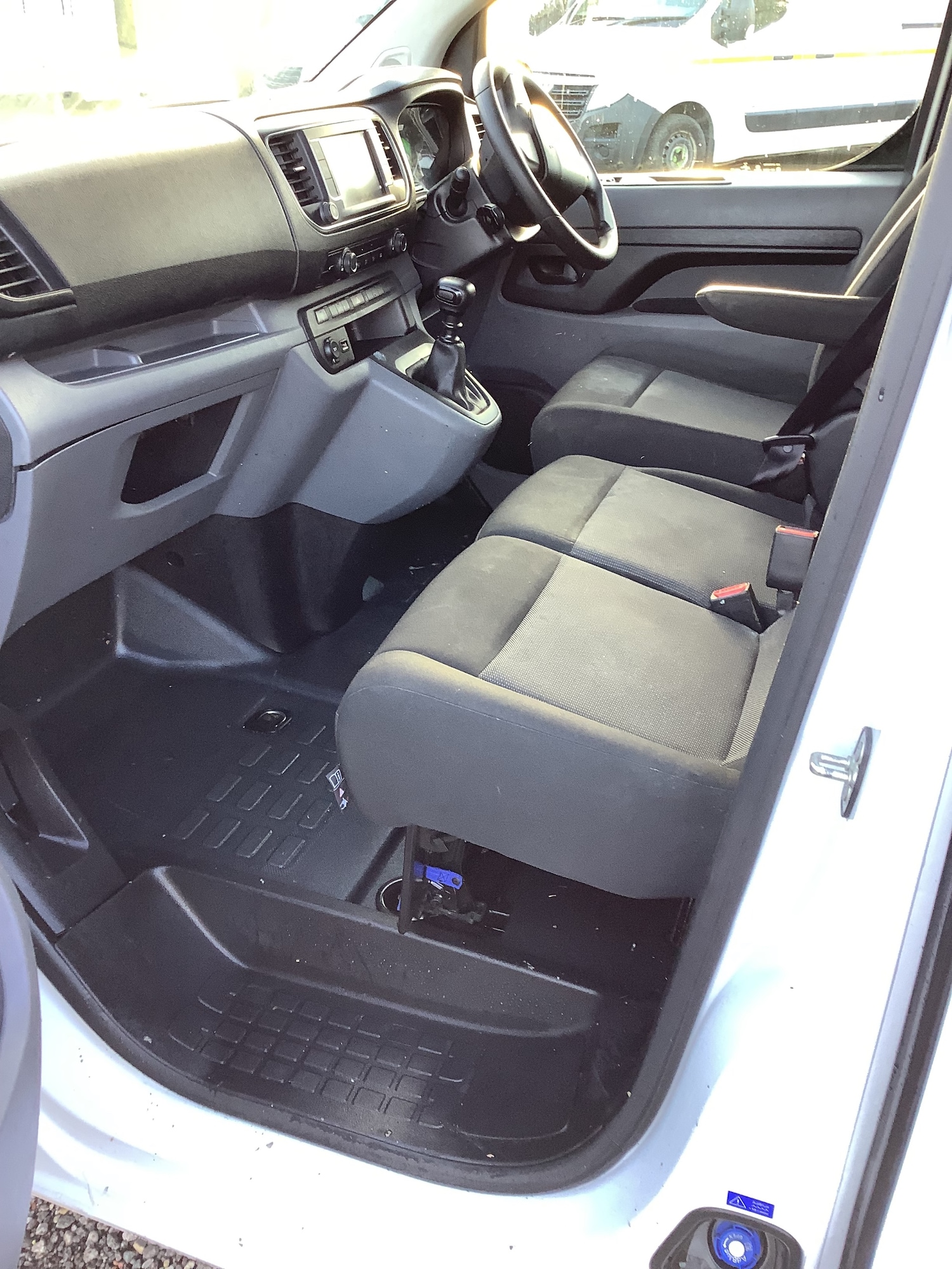 Used Peugeot Expert 2022 for sale - 76911400: Photo 9