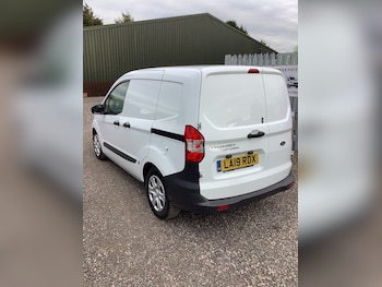Used Ford Transit Courier 2019 for sale - 78032055: Photo