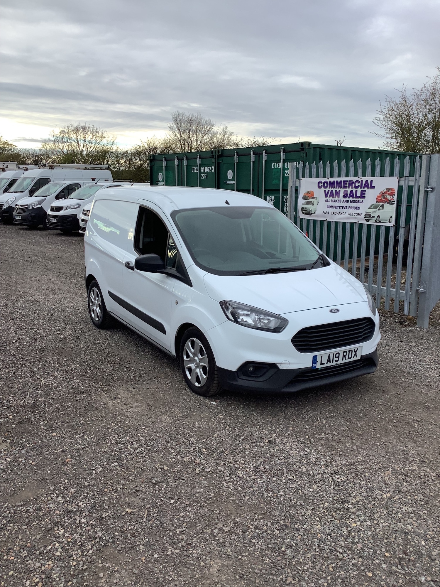 Used Ford Transit Courier 2019 for sale - 78032055: Photo 7
