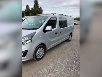 Used Vauxhall Vivaro 2016 for sale - 79059066: Photo