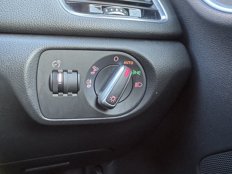 Used Audi Q3 for sale - 77258485: Photo 43