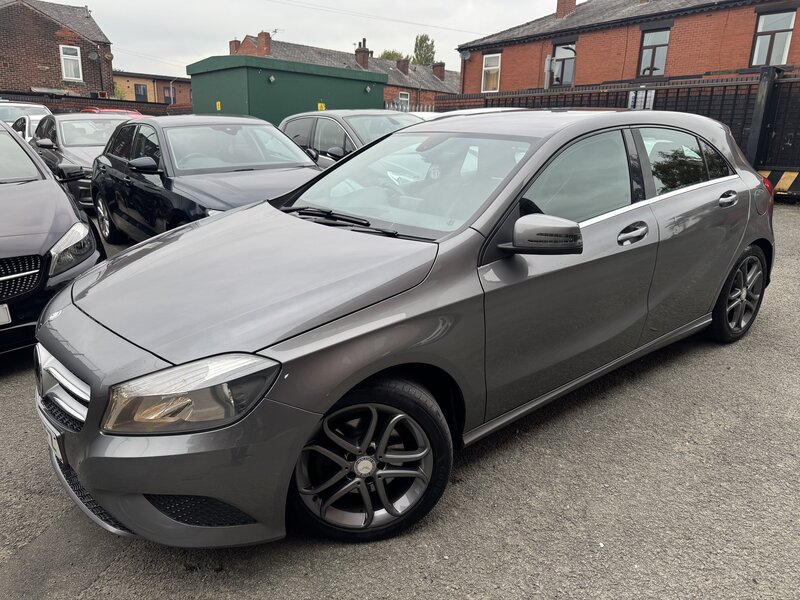 Used Mercedes-Benz A-Class 2015 for sale - 77258492: Photo 2
