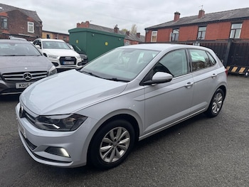 Used Volkswagen Polo 2018 for sale - 77258504: Photo