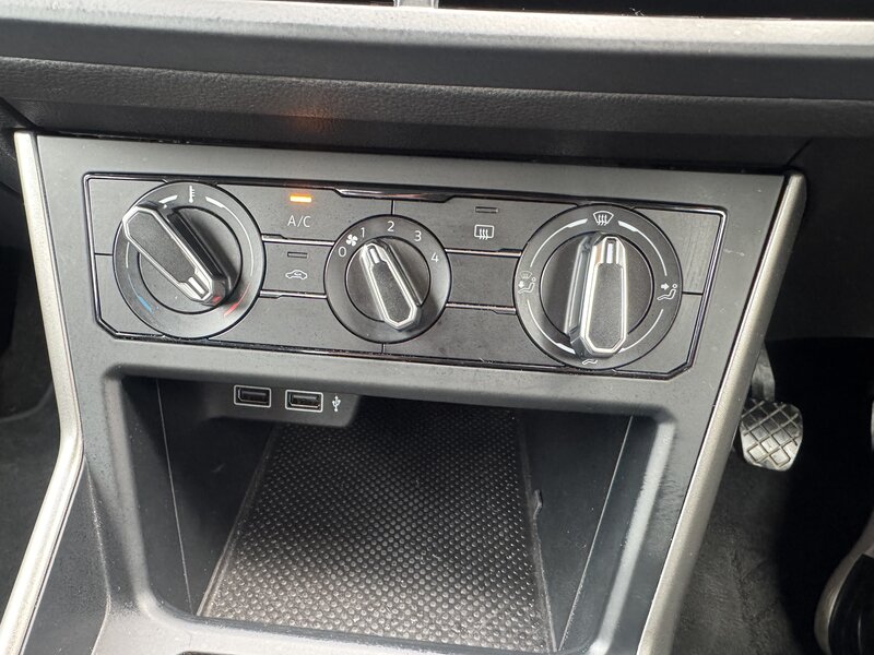 Used Volkswagen Polo 2018 for sale - 77258501: Photo 38