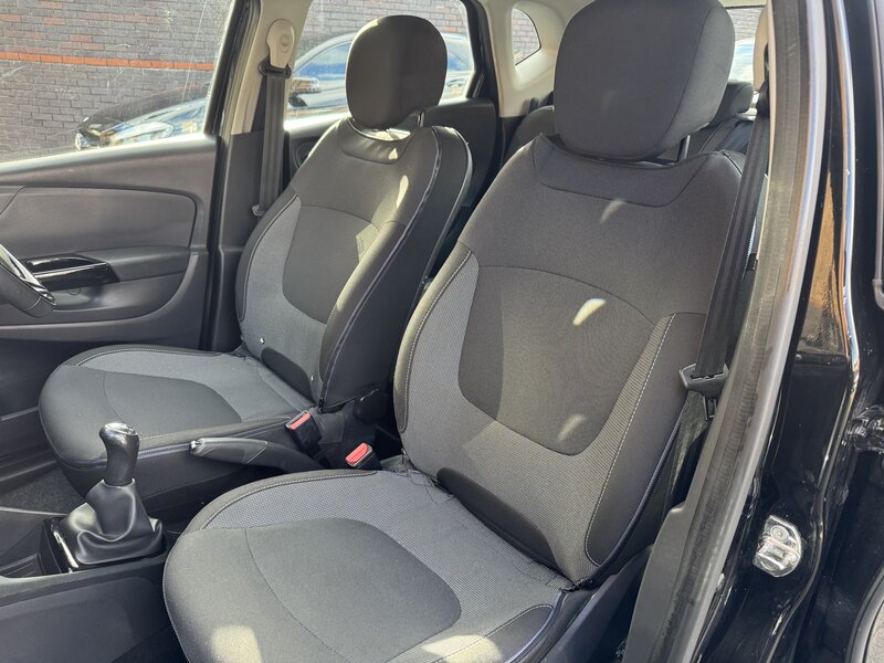 Used Renault Captur for sale - 77258505: Photo 20