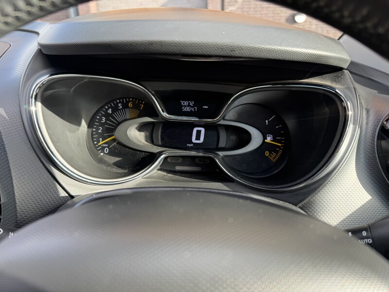 Used Renault Captur for sale - 77258505: Photo 23