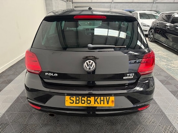 Used Volkswagen Polo 2016 for sale - 78500323: Photo