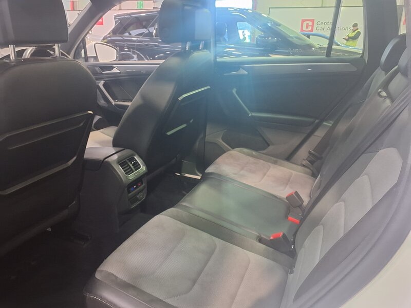 Used Volkswagen Tiguan 2017 for sale - 77966302: Photo 11