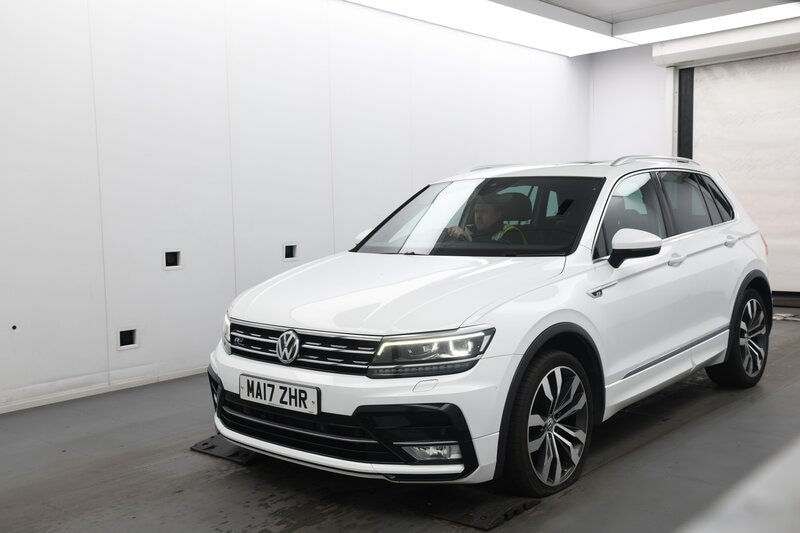 Used Volkswagen Tiguan 2017 for sale - 77966302: Photo 3