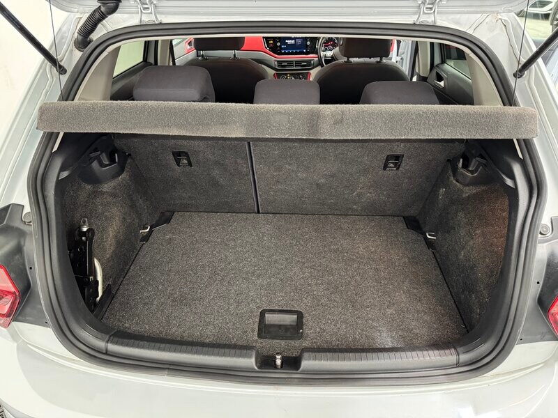 Used Volkswagen Polo 2018 for sale - 77919156: Photo 8