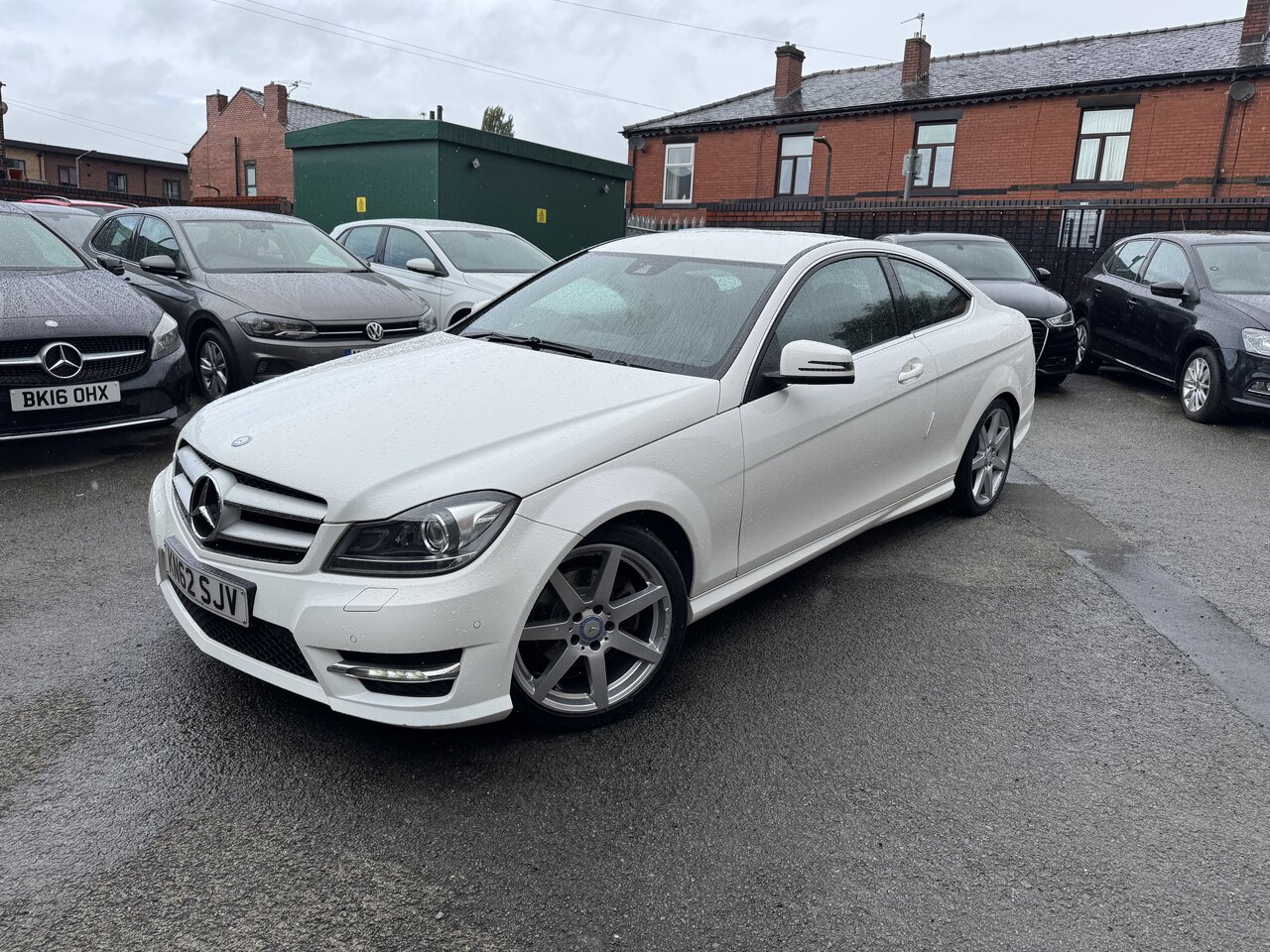 Used Mercedes-Benz C Class 2013 for sale - 77258483: Photo 2