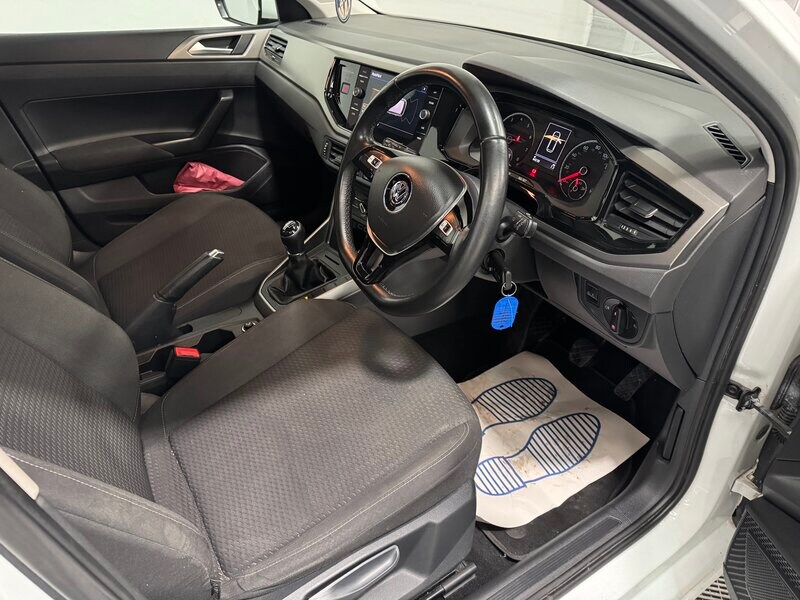 Used Volkswagen Polo 2018 for sale - 77654372: Photo 11