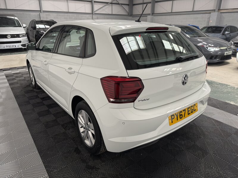 Used Volkswagen Polo 2018 for sale - 77654372: Photo 4