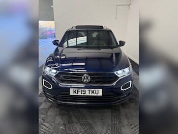 Used Volkswagen T-Roc 2019 for sale - 77354983: Photo