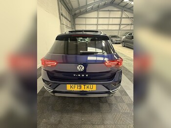 Used Volkswagen T-Roc 2019 for sale - 77354983: Photo
