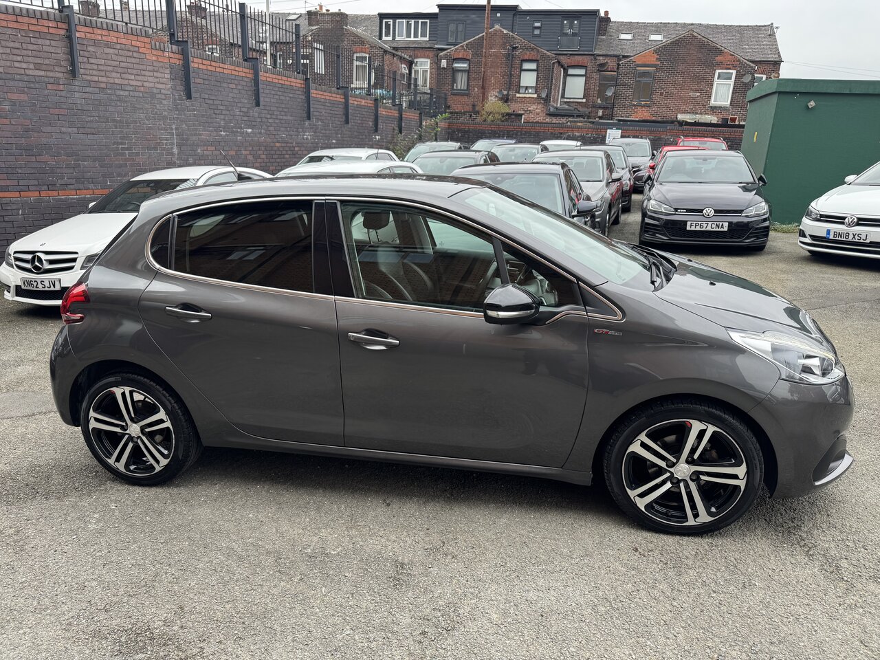 Used Peugeot 208 2018 for sale - 77258493: Photo 13
