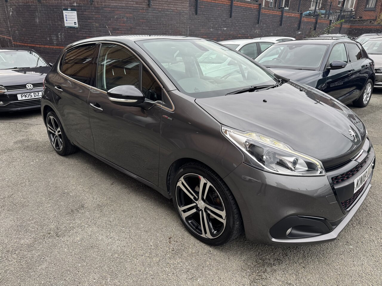 Used Peugeot 208 2018 for sale - 77258493: Photo 17