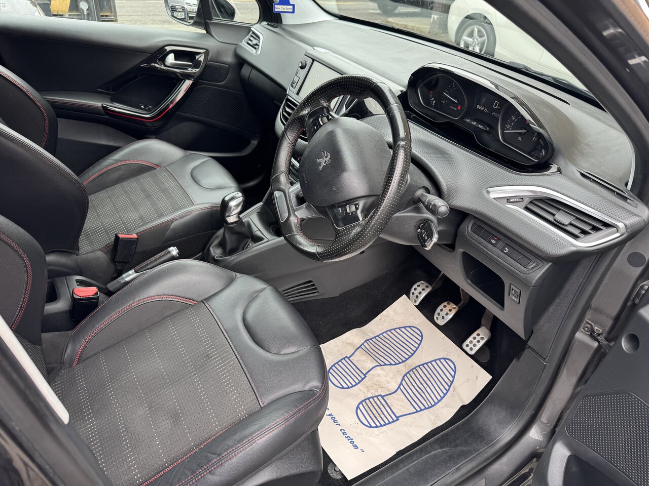 Used Peugeot 208 2018 for sale - 77258493: Photo 32