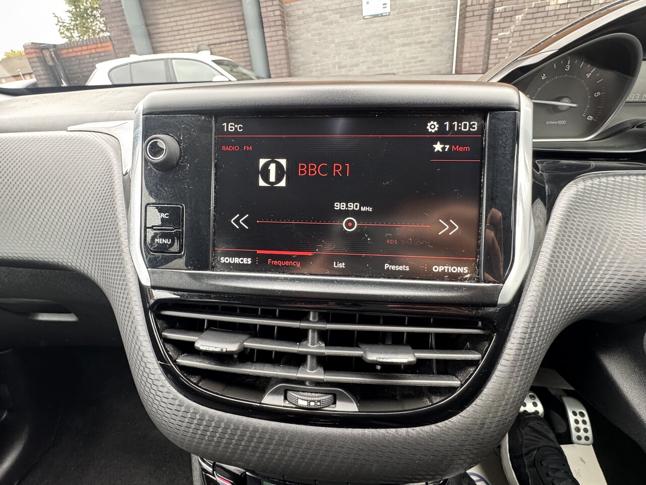 Used Peugeot 208 2018 for sale - 77258493: Photo 34