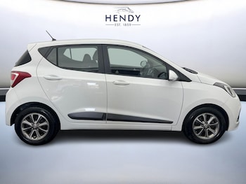 Used Hyundai i10 2015 for sale - 79386629: Photo