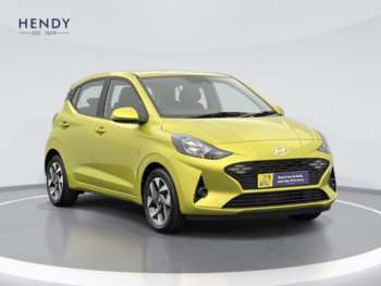 2025 (25) - 63 NAV Advance 5-Door