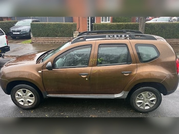 Used Dacia Duster 2015 for sale - 76531841: Photo