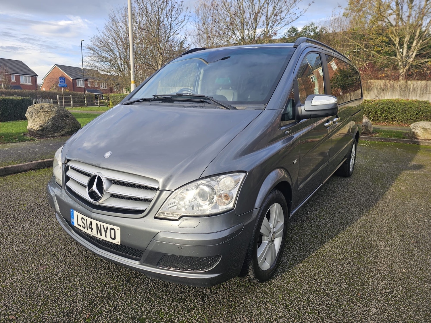 Used Mercedes-Benz Viano 2014 for sale - 76941104: Photo 2