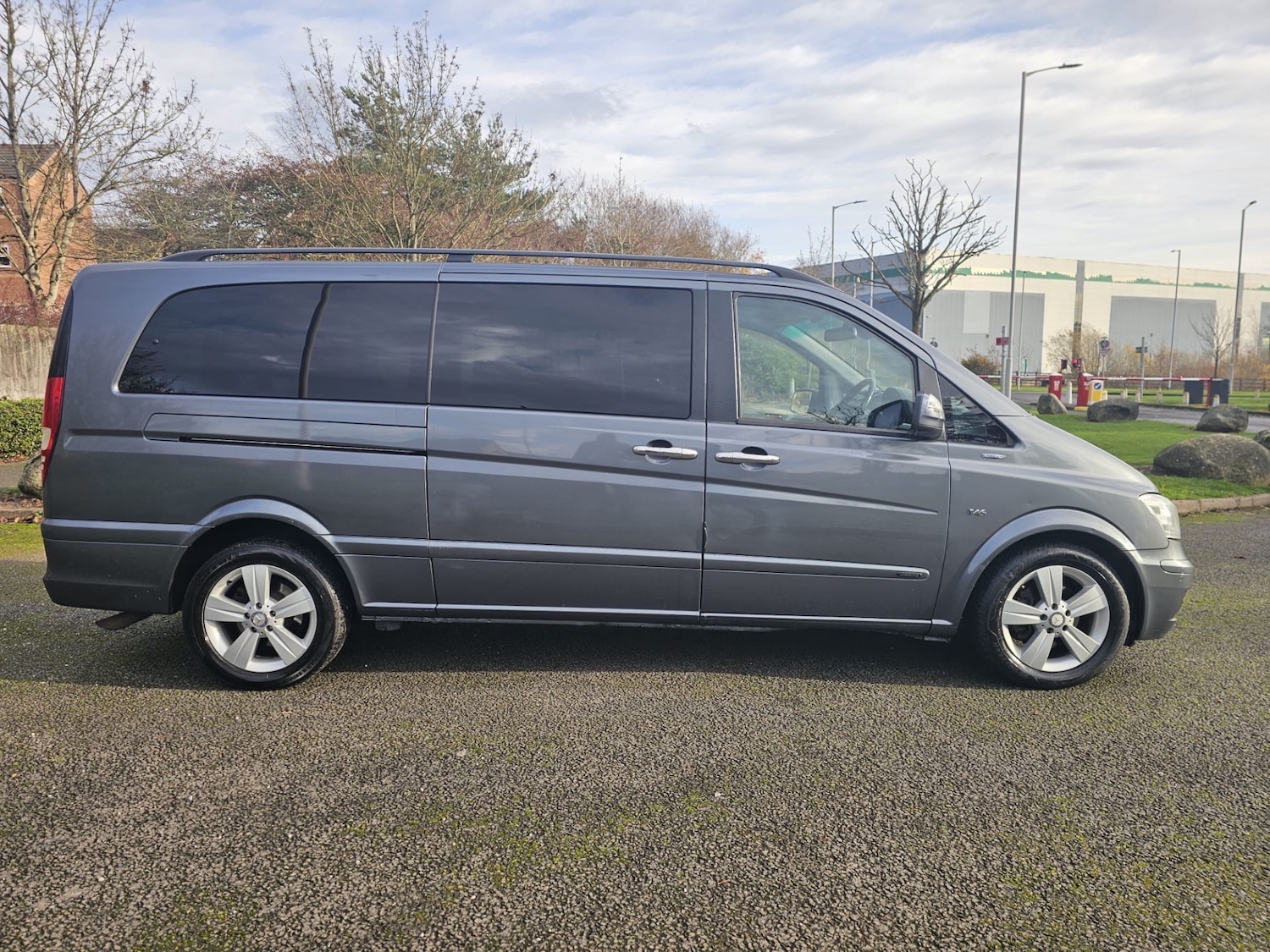 Used Mercedes-Benz Viano 2014 for sale - 76941104: Photo 3