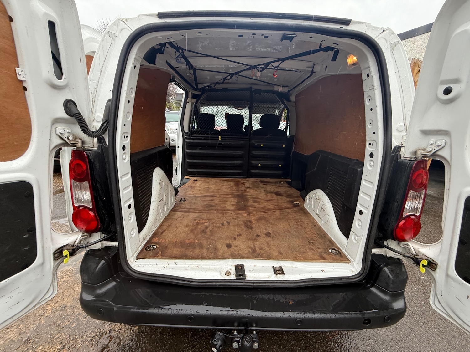 Used Peugeot Partner 2018 for sale - 76554510: Photo 11