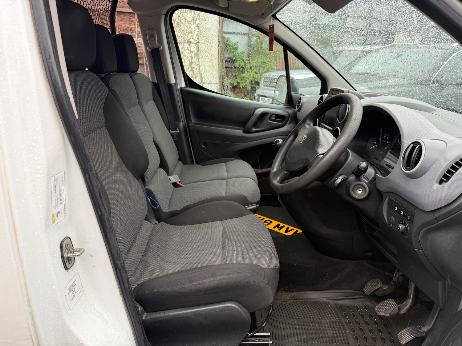 Used Peugeot Partner 2018 for sale - 76554510: Photo 12