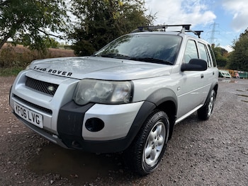 Used Land Rover Freelander 2006 for sale - 76097012: Photo