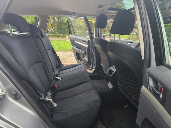 Used Subaru Outback 2011 for sale - 76316568: Photo 12