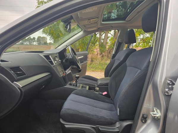 Used Subaru Outback 2011 for sale - 76316568: Photo 14
