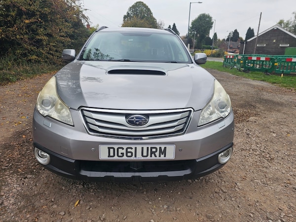 Used Subaru Outback 2011 for sale - 76316568: Photo 3