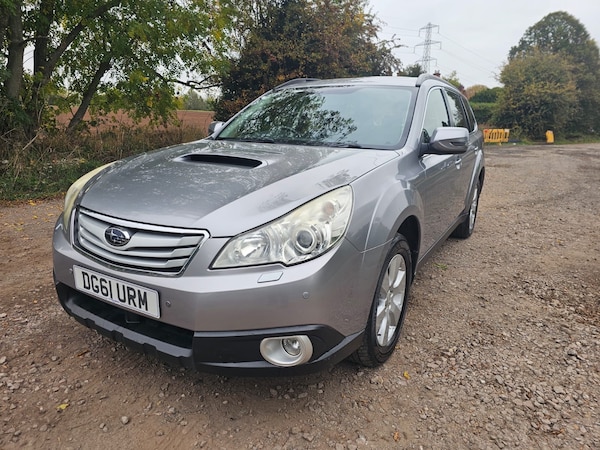 Used Subaru Outback 2011 for sale - 76316568: Photo 4